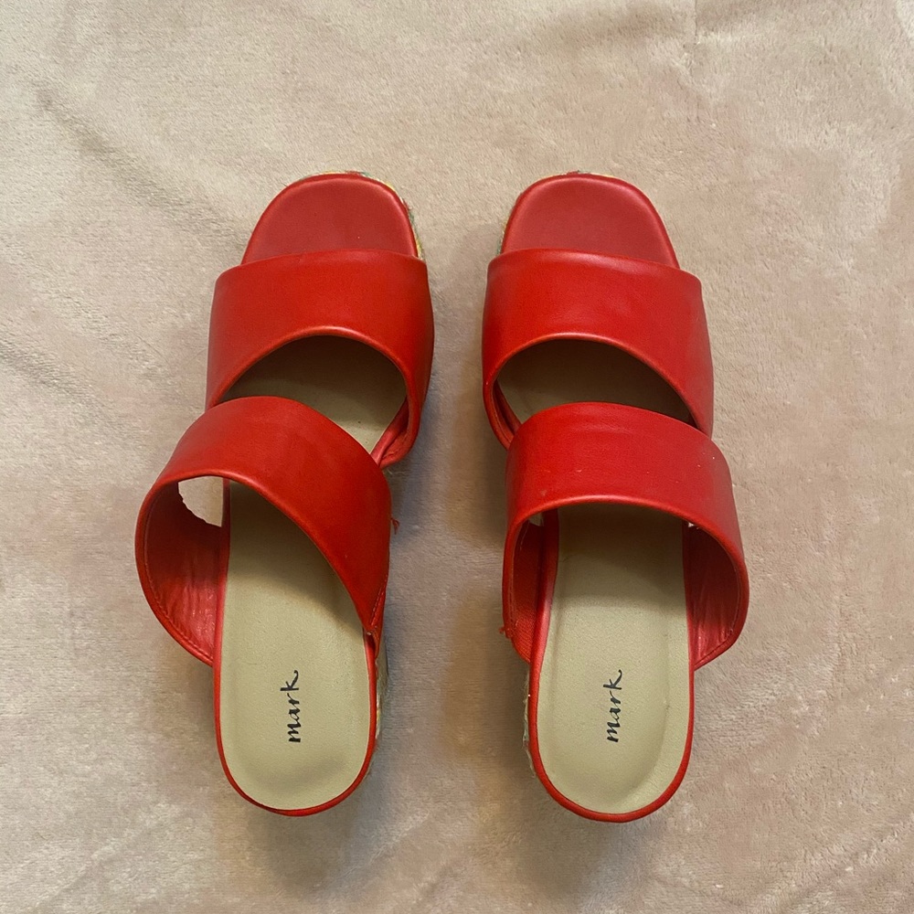 Red Wedges - Picture 2 of 3